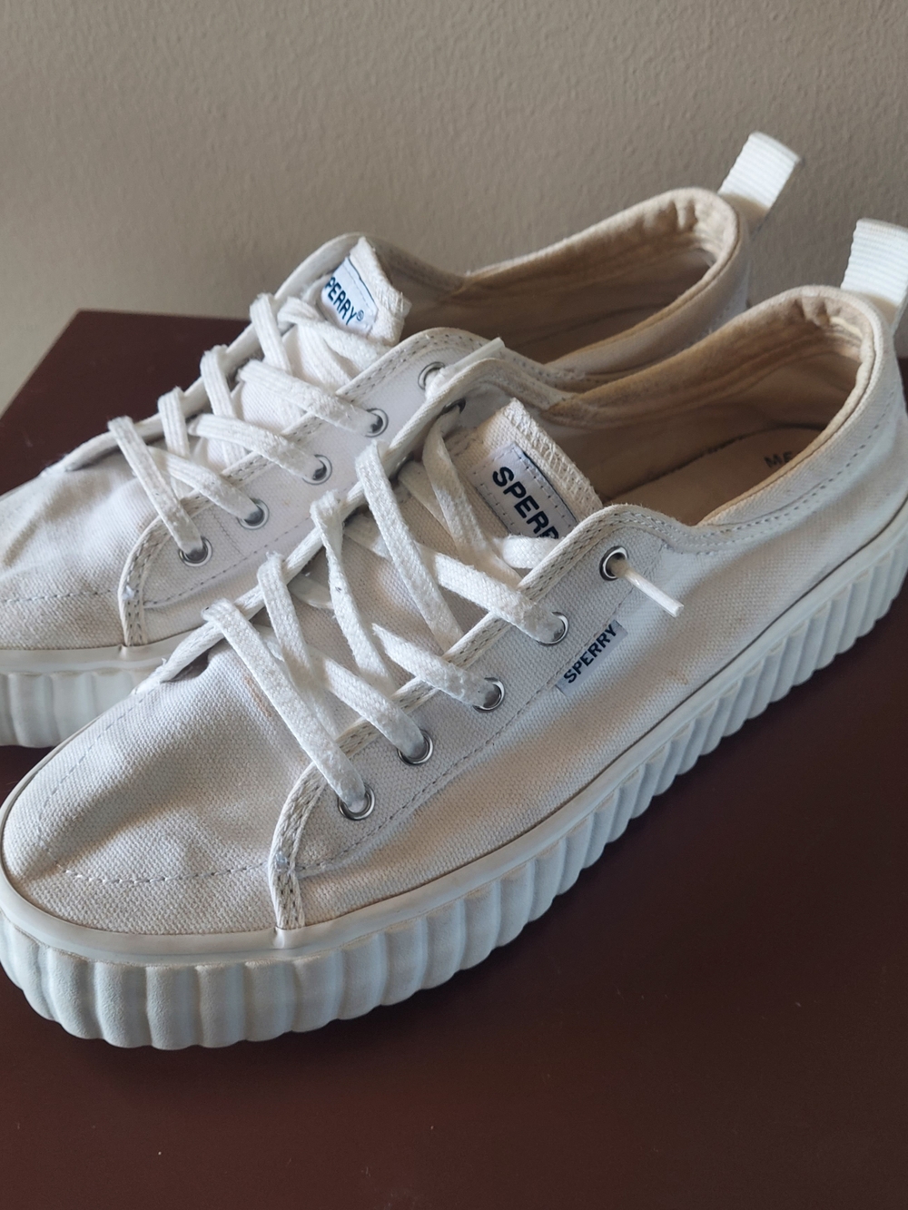 Sperry Womens White Canvas Platform Sneakers Size 8